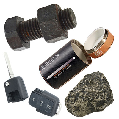 Schnupfzubehör mit Ziehrohr, Dosierer und Spatel